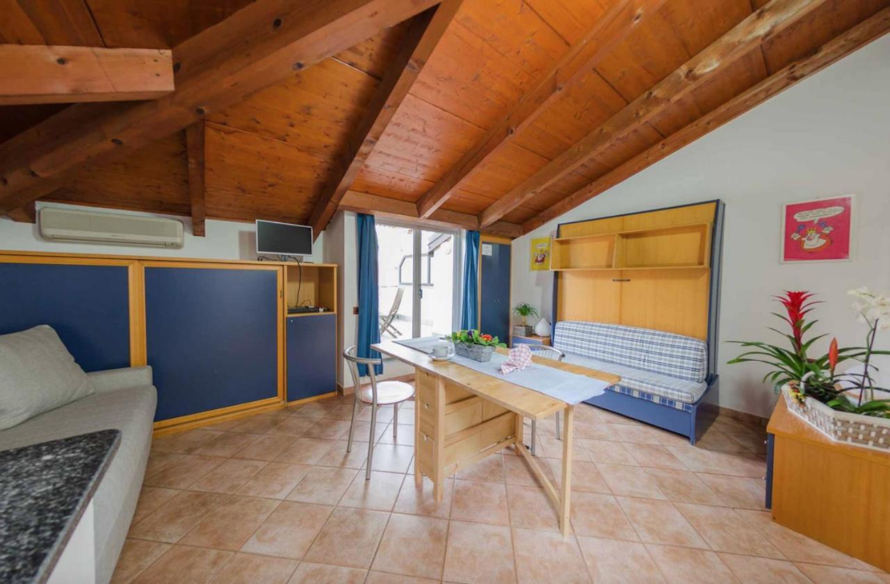 Residenza Adelaide Aparthotel Finale Ligure Kültér fotó
