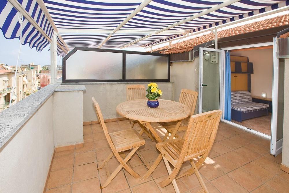 Residenza Adelaide Aparthotel Finale Ligure Kültér fotó
