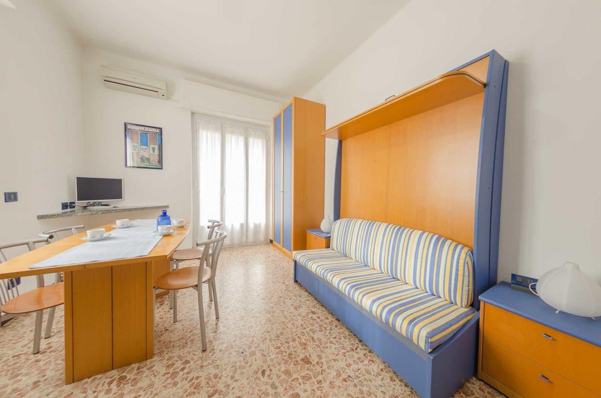 Residenza Adelaide Aparthotel Finale Ligure Kültér fotó