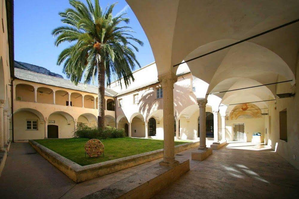 Residenza Adelaide Aparthotel Finale Ligure Kültér fotó